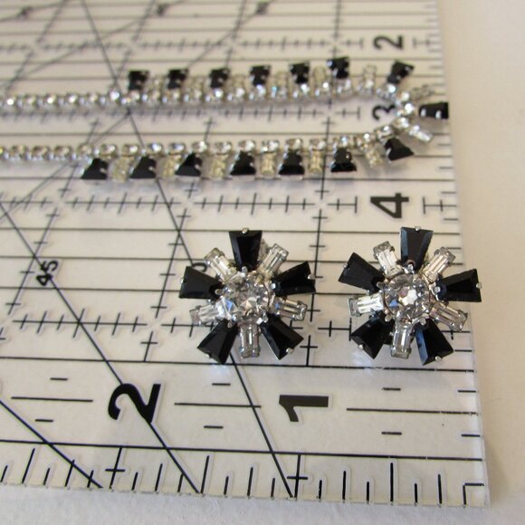 B David Signed Vintage Black/Clear Austrian Crystal Necklace/Clip On Earrings - Picture 14 of 16